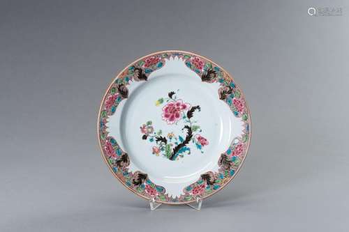 A ‘FLORAL’ FAMILLE ROSE PORCELAIN PLATE