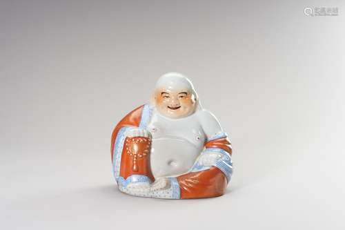 A POLYCHROME PORCELAIN FIGURE OF BUDAI