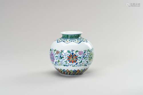 A PORCELAIN DOUCAI VASE