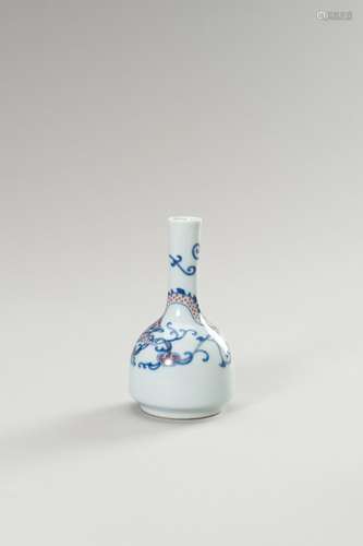 A CHINESE MINIATURE BOTTLE VASE