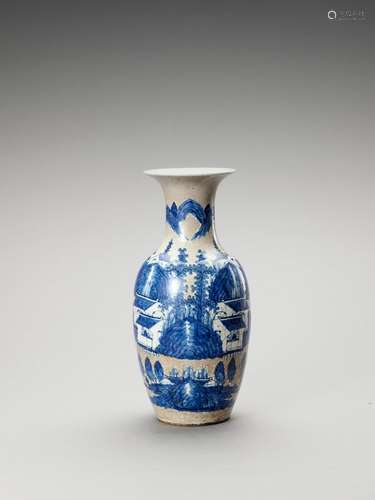 A BLUE AND WHITE PORCELAIN BALUSTER VASE, LATE QING