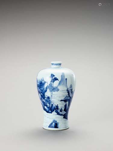 A ‘FIGURAL’ BLUE AND WHITE PORCELAIN VASE