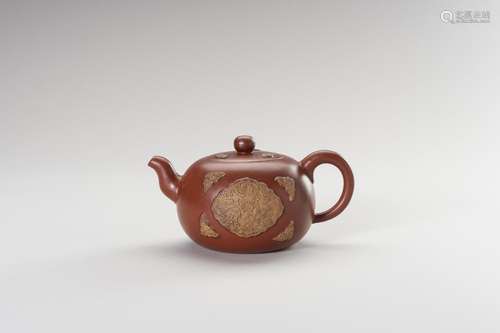 A YIXING CERAMIC TEAPOT AND COVER