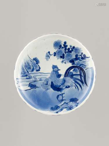 AN ARITA PORCELAIN ‘ROOSTER AND HEN’ BOWL
