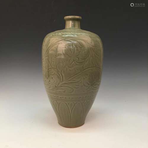 Chinese Yaozhou Kiln Meiping Vase