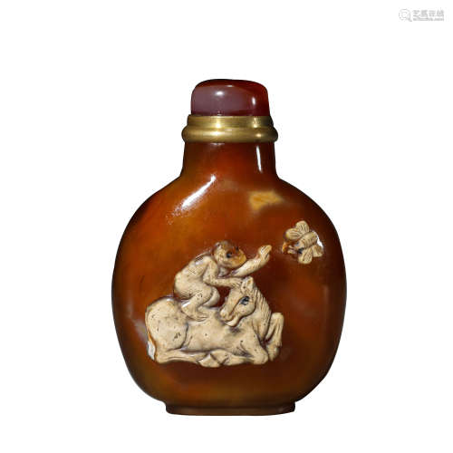 Carved Agate Horse and Monkey Snuff Bottle