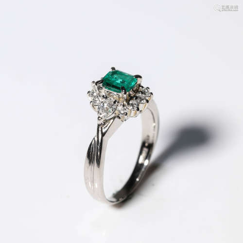 Emerald and Diamond Ring, Pt