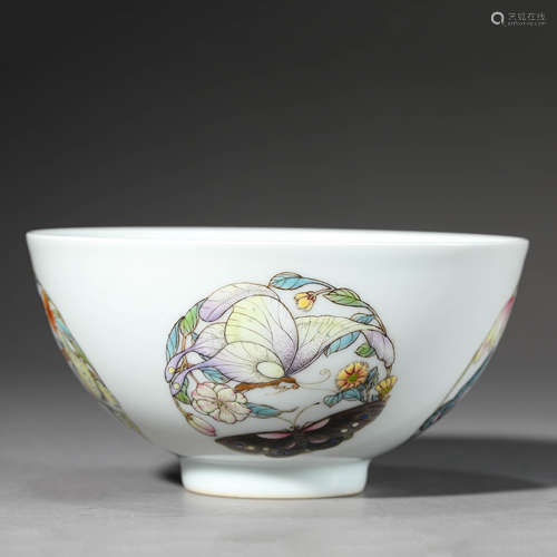 Famille Rose Flower and Butterfly Bowl