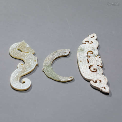 Carved Three Jade Dragon Ornaments