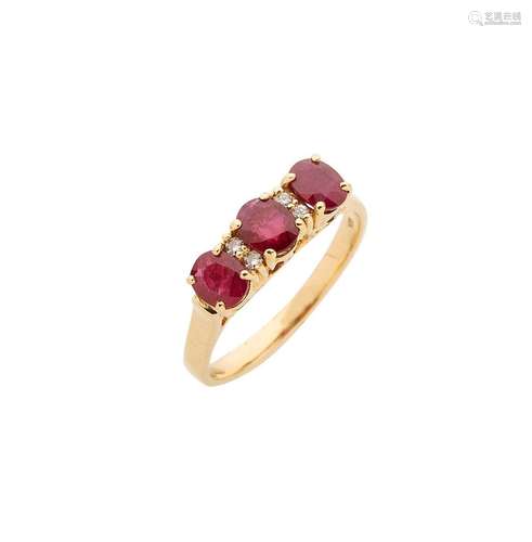 Bague jarretière en or jaune 18K (750/°°), ornée de rubis ov...