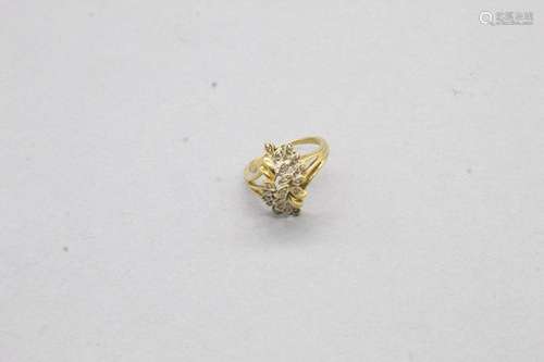 Bague en or jaune 18k (750) brillants formants une branche f...