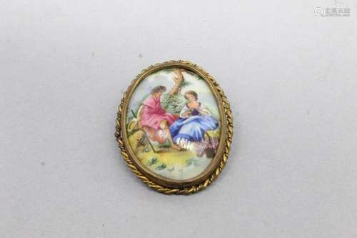 Miniature en porcelaine de Limoges représentant une scène ga...