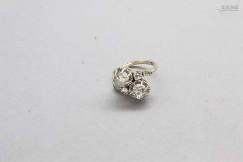 Bague Toi&Moi en or gris 18k (750) ornée de 2 diamants (...