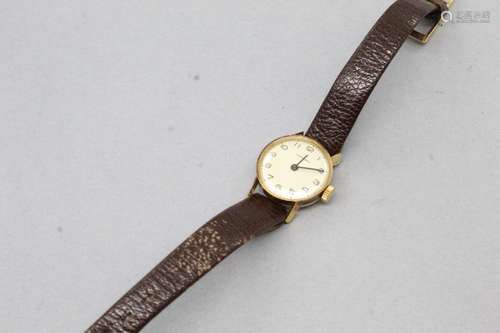 LONGINES
Montre bracelet de dame, boîte en or jaune 18k (750...