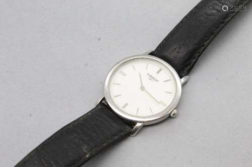 TISSOT
Montre bracelet d'homme, boîtier rond en métal, c...