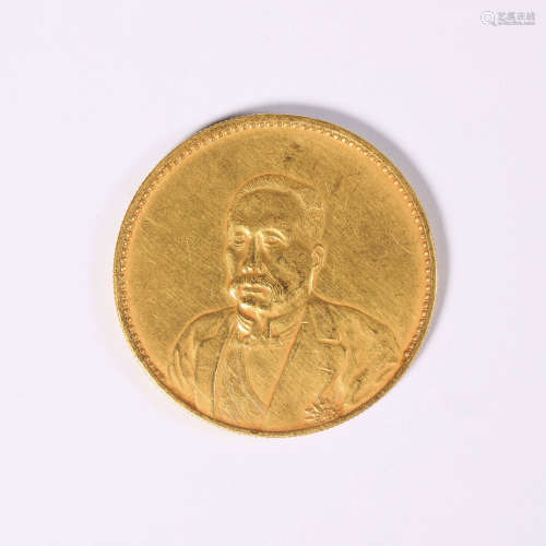 One gold coin with the head of Sun ZhongShan
