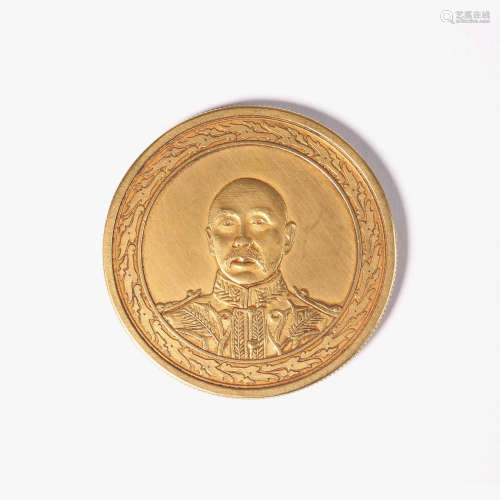 Gold coins with the head of the generals