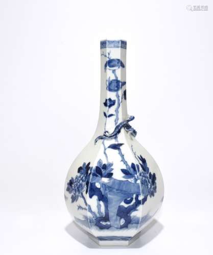 Chinese Blue and White Porcelain Vase