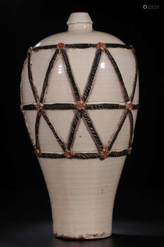 Chinese Ding Ware Porcelain Meiping Vase