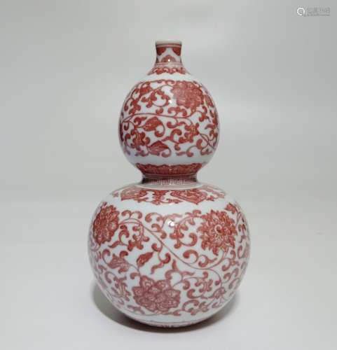 Chinese Copper Red Porcelain Gourd Vase