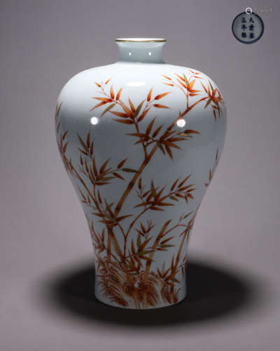 An iron red bamboo inscribed porcelain meiping