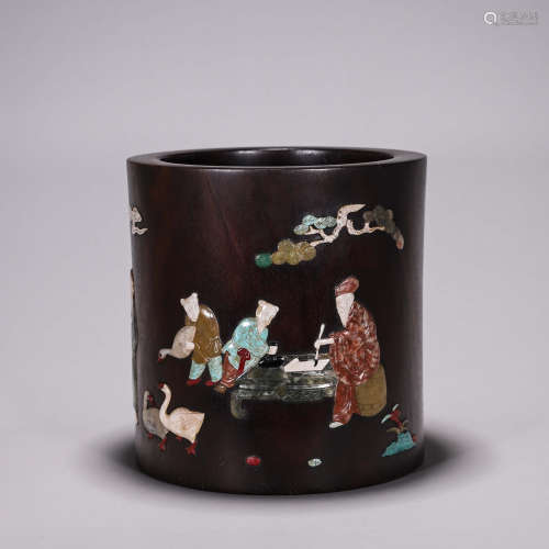 A red sandalwood gem-inlaid figure brush pot