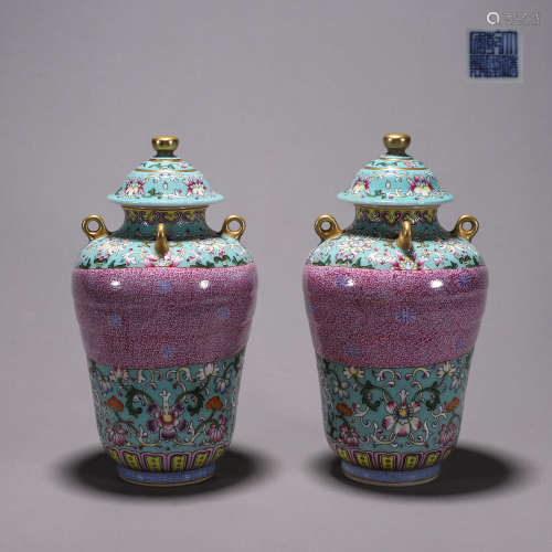 A pair of famille rose flower porcelain covered jars