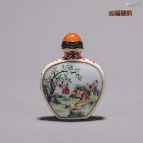 A famille rose figure inscribed porcelain snuff bottle