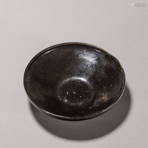 A Cizhou kiln black glazed porcelain bowl