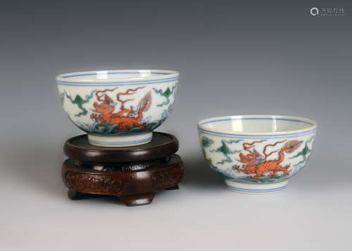 Blue and White Bowl with Dragon Grain from Ming