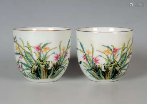 Famille Rosed Cup with Floral from Qing
