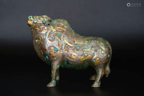 Silvering and Golden Ornament in Ox form