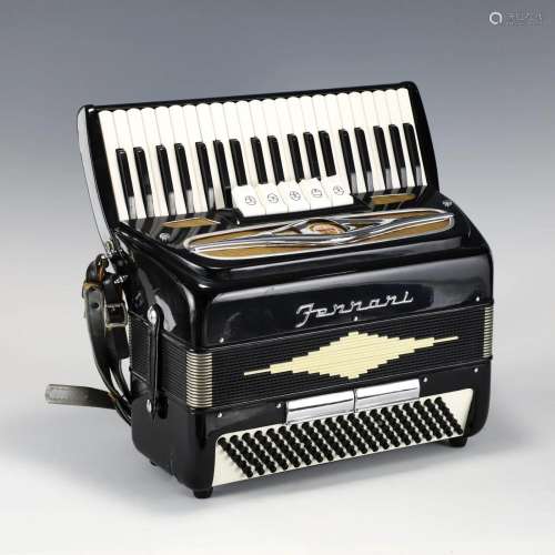 FERRARI ACCORDION & CASE, ITALY 6153