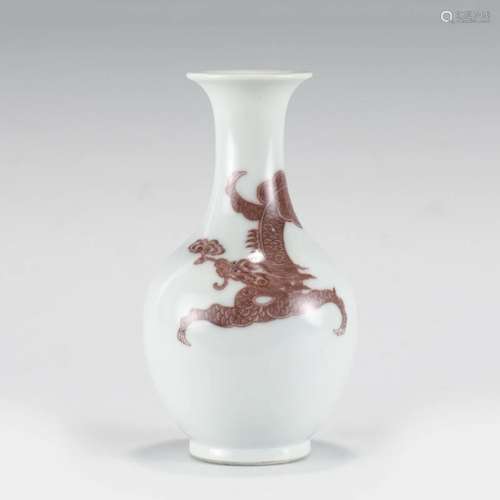 CHINESE QIANLONG GLAZE RED DRAGON PATTERN SMALL BOTTLE