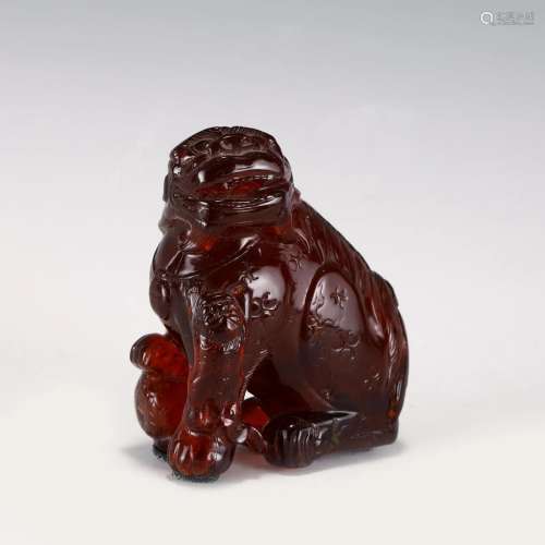 CHINESE AGATE FU LION STATUE