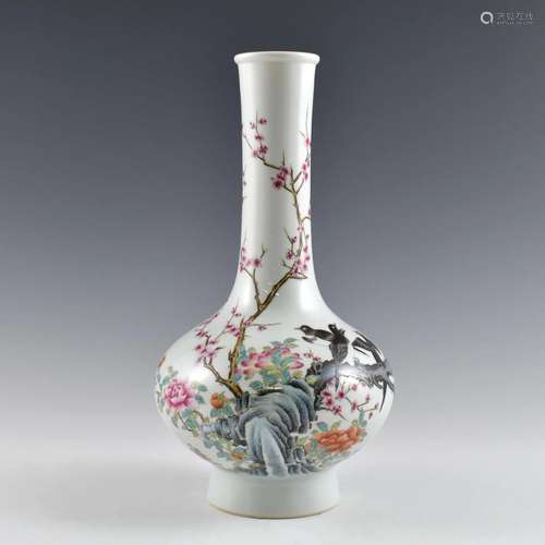 CHINESE FAMILLE ROSE VASE