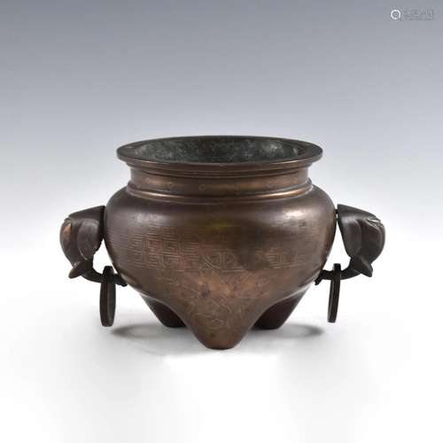 CHINESE BRONZE TRIPOD CENSER WITH RING HANDLES