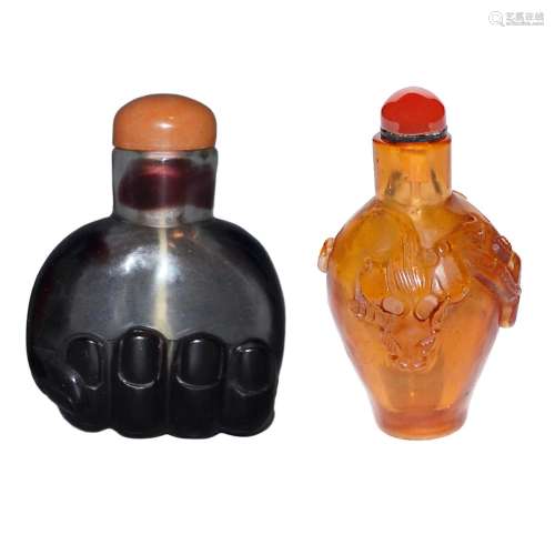 Agate Palm-Shape Snuff Bottle & Gold Crystal Meiping