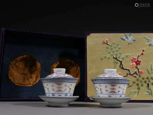 A Pair of Blue and White Marigold Bowls
