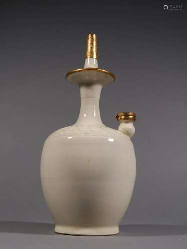 A Fine Dingyao Inlaid Gilt Vase