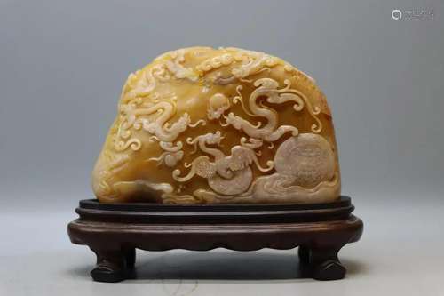 A Rare Carved Shoushan Stone Silver Inlaid Gold Seal