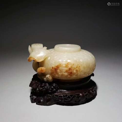 A Carved Hetian Jade Brush Washer