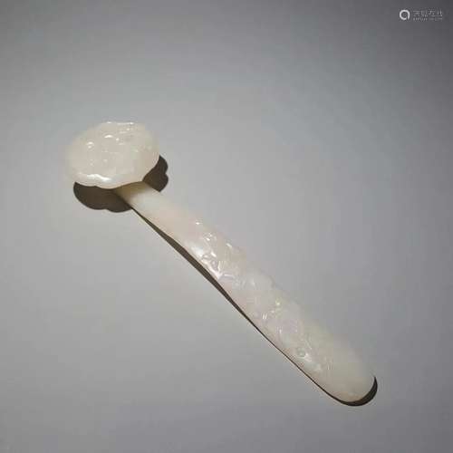 A Finely White Jade Ruyi Sceptre