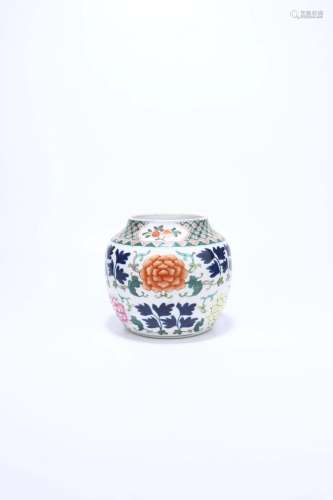 A Blue And White Wucai Jar