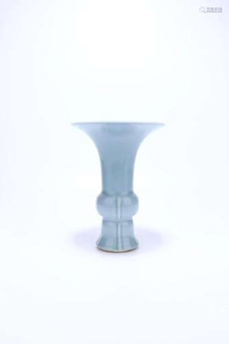 A Sky Blue-Glazed Vase