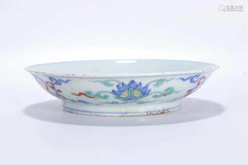 A Blue And White Doucai Patterned Dish