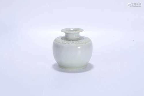 A Celadon-Glazed Pomegranate-Form Vase