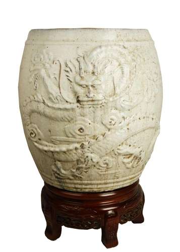 A MING DYNASTY STYLE JUNYAO CELADON WHITE GLAZE