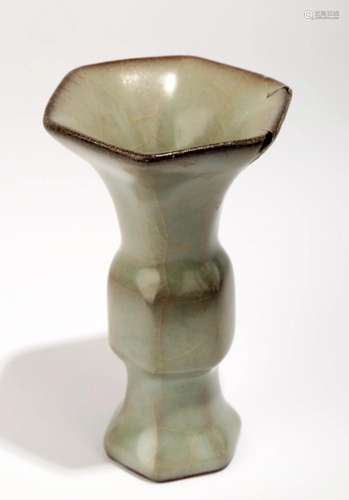 A GUAN-TYPE HEXAGONAL GU-FORM VASE.C045