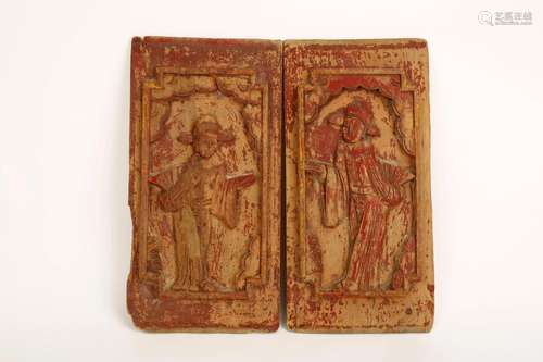 (2) A PAIR OF CHINESE WOOD CARVED PANELS.M052.